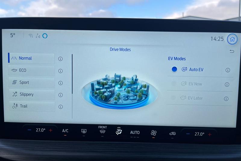 Used Ford Kuga 2025 for sale - 77367583: Photo 32