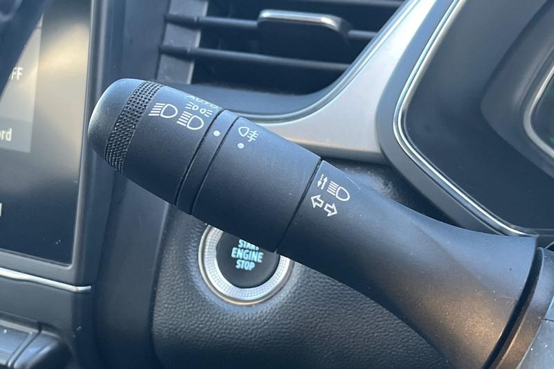 Used Renault Captur 2023 for sale - 77306952: Photo 14