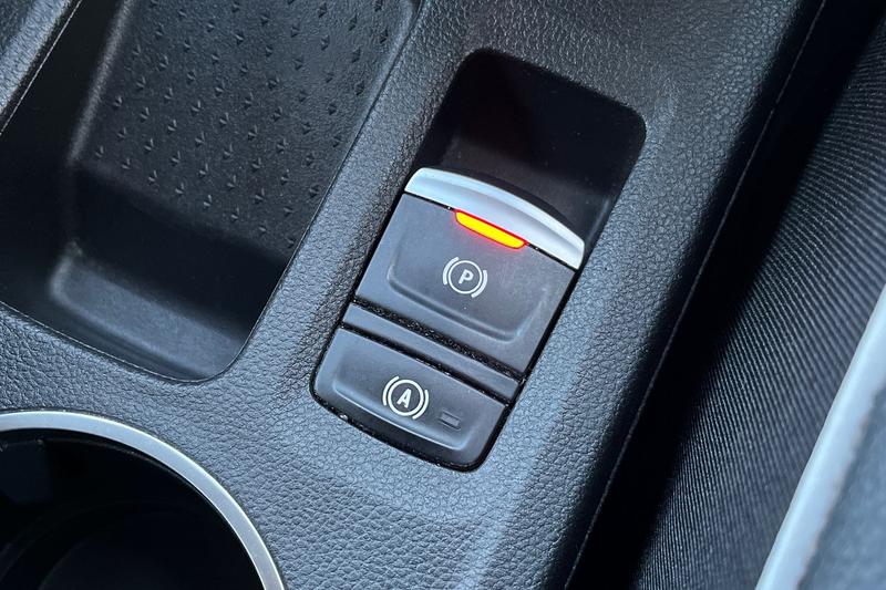 Used Renault Captur 2023 for sale - 77306952: Photo 34