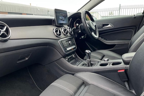 Used Mercedes-Benz GLA 2019 for sale - 76248458: Photo 18