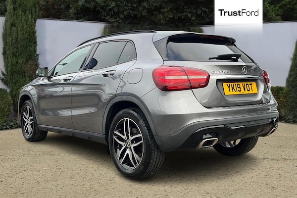 Used Mercedes-Benz GLA 2019 for sale - 76248458: Photo 2