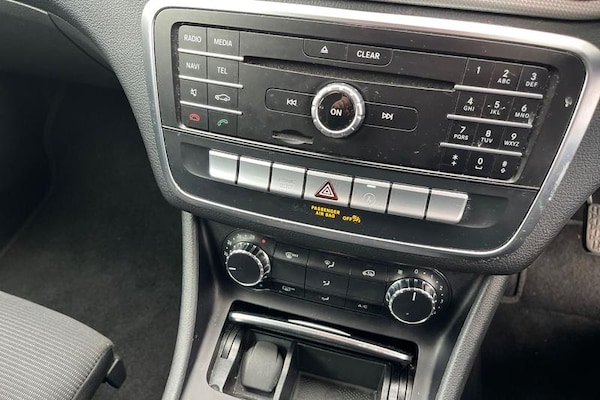 Used Mercedes-Benz GLA 2019 for sale - 76248458: Photo 33