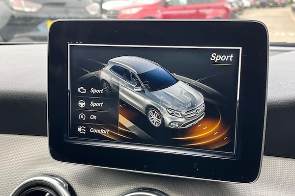 Used Mercedes-Benz GLA 2019 for sale - 76248458: Photo 39