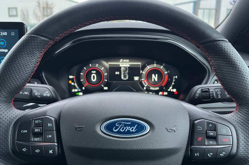 Used Ford Focus 2023 for sale - 77152055: Photo 12