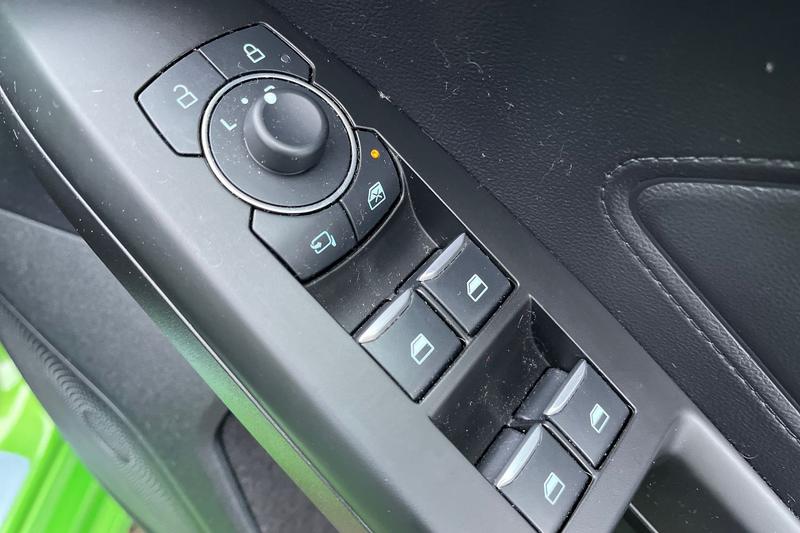 Used Ford Focus 2023 for sale - 77152055: Photo 16