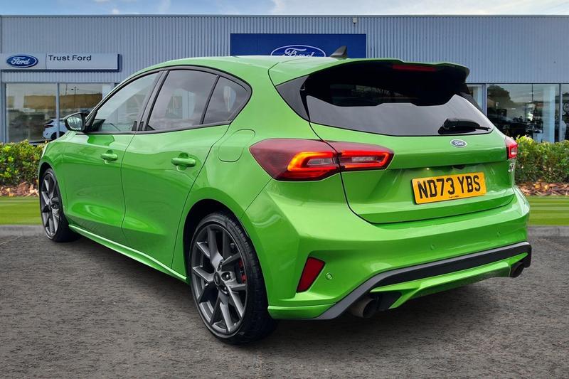 Used Ford Focus 2023 for sale - 77152055: Photo 2