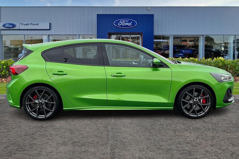 Used Ford Focus 2023 for sale - 77152055: Photo 3