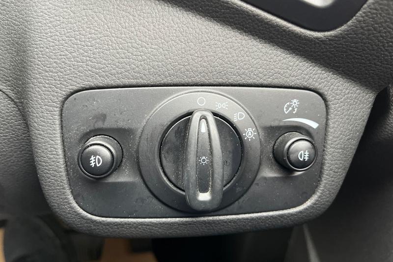 Used Ford Kuga 2018 for sale - 76557399: Photo 28