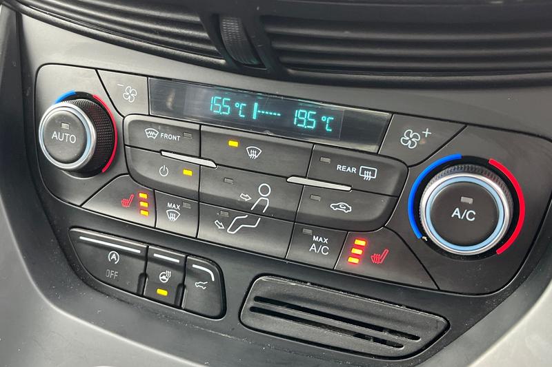 Used Ford Kuga 2018 for sale - 76557399: Photo 30