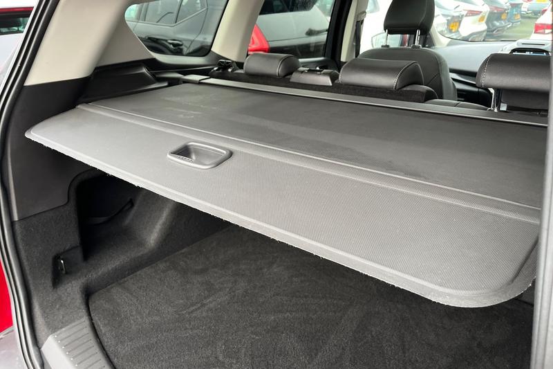 Used Ford Kuga 2018 for sale - 76557399: Photo 36