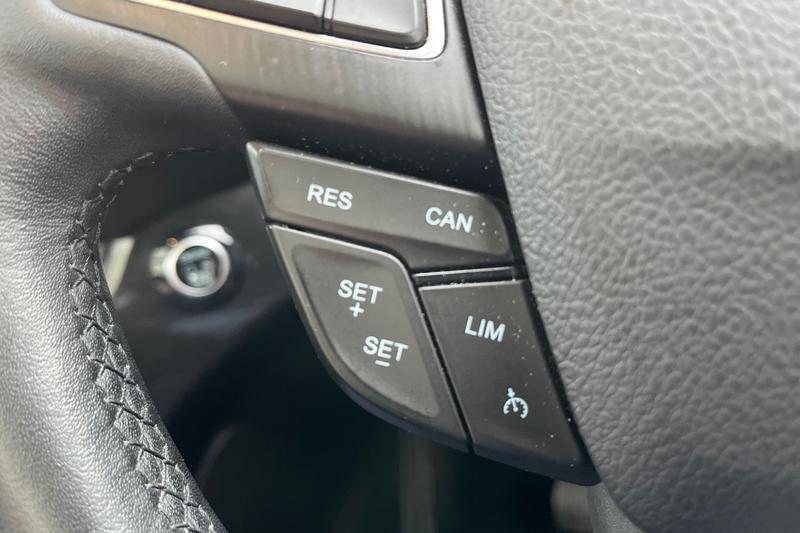 Used Ford Kuga 2018 for sale - 76557399: Photo 40