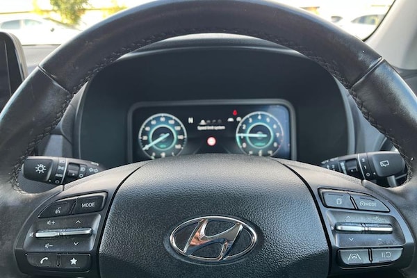 Used Hyundai KONA 2022 for sale - 76255464: Photo 12