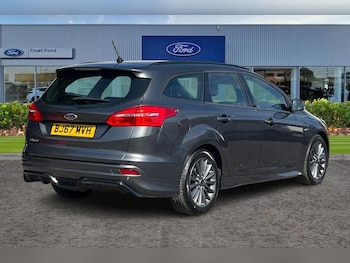 Used Ford Focus 2017 for sale - 78907345: Photo