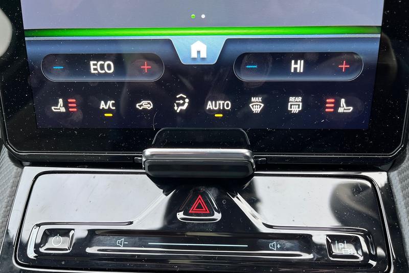 Vehicle 33