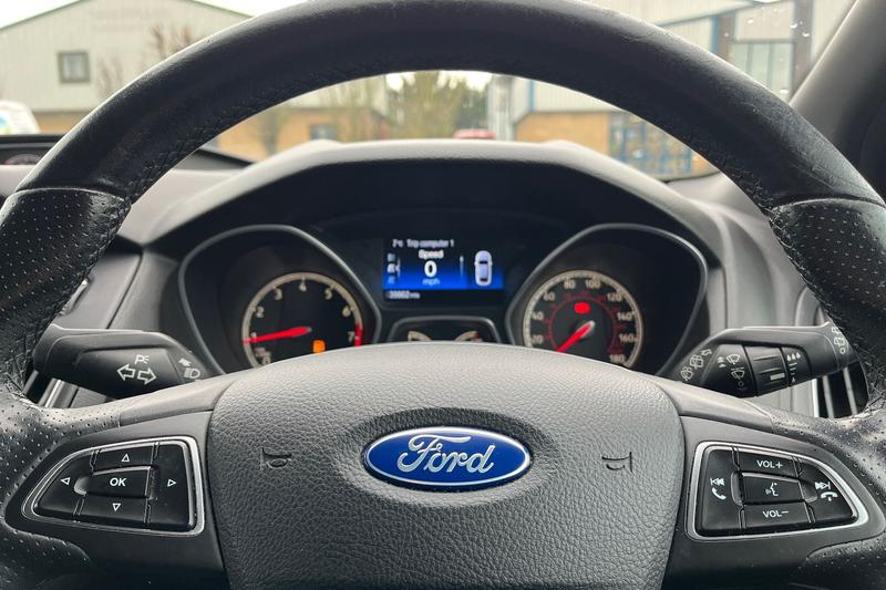 Used Ford Focus for sale - 76590166: Photo 12