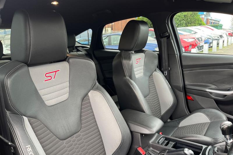 Used Ford Focus for sale - 76590166: Photo 17