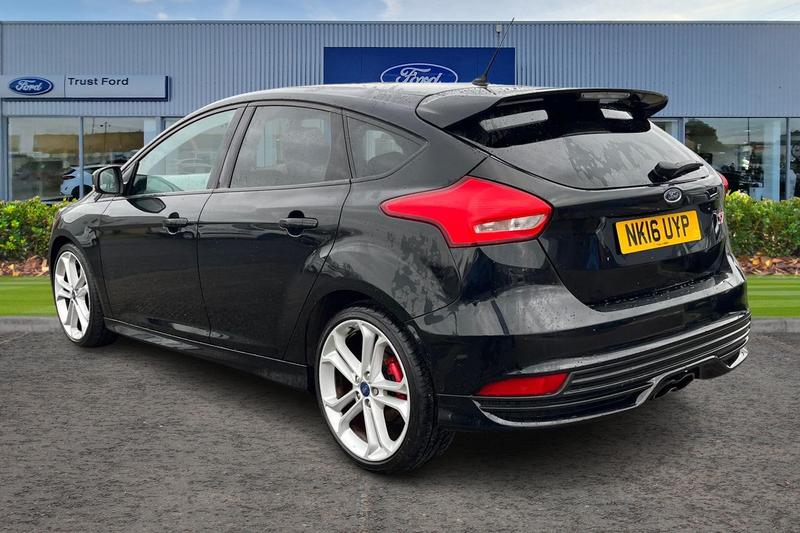 Used Ford Focus for sale - 76590166: Photo 2