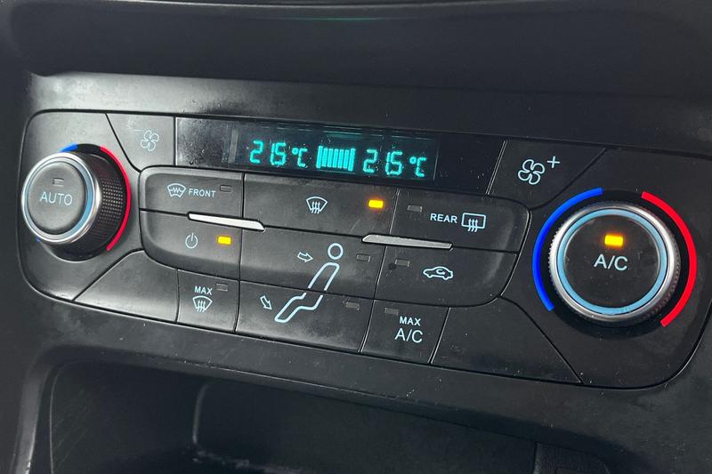 Used Ford Focus for sale - 76590166: Photo 30