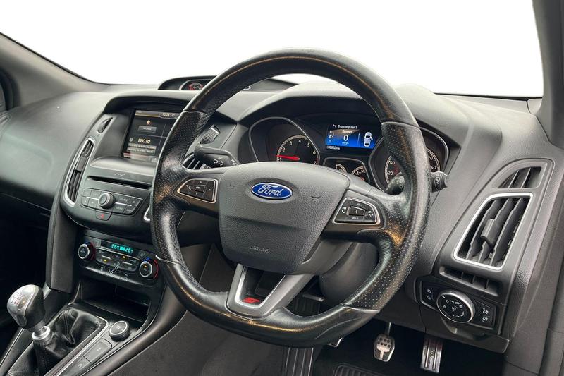 Used Ford Focus for sale - 76590166: Photo 9