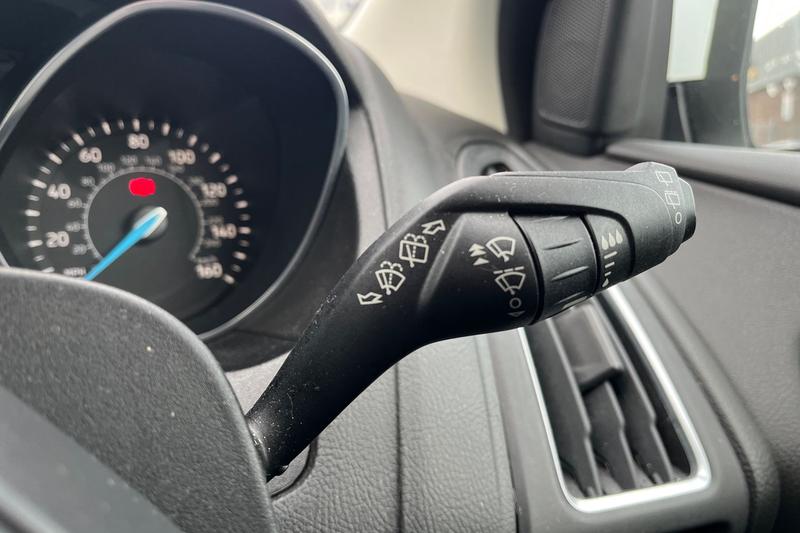 Used Ford Focus 2017 for sale - 77198984: Photo 15