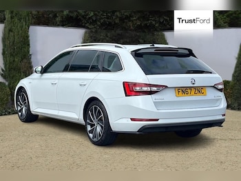 Used Skoda Superb 2017 for sale - 78779569: Photo