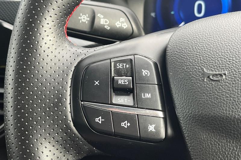 Used Ford Kuga 2024 for sale - 78095052: Photo 22