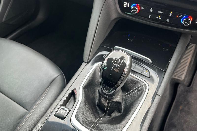 Used Vauxhall Insignia 2017 for sale - 77647473: Photo 28