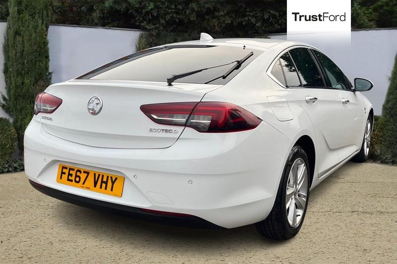 Used Vauxhall Insignia 2017 for sale - 77647473: Photo 4