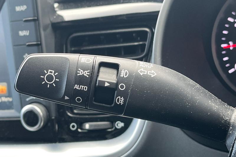 Used Kia Stonic 2019 for sale - 78067433: Photo 14