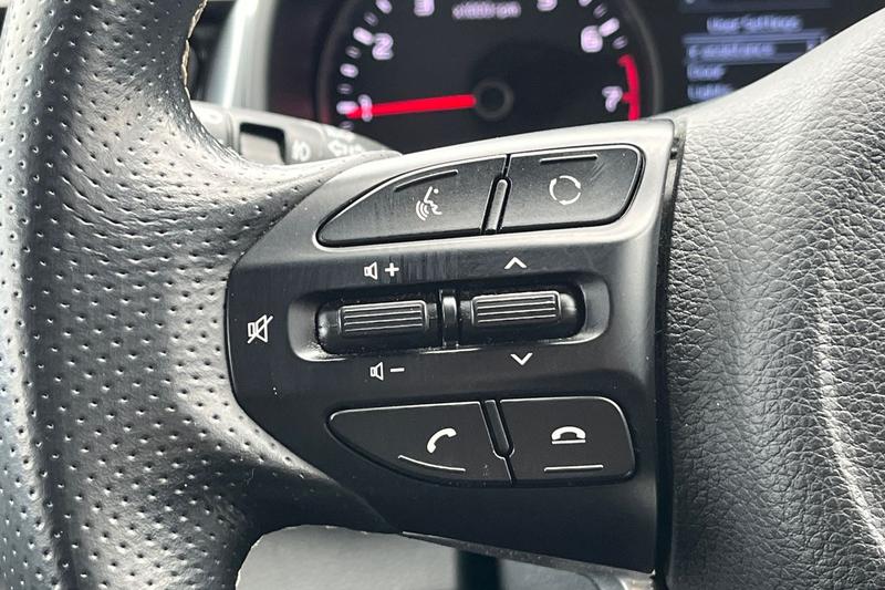 Used Kia Stonic 2019 for sale - 78067433: Photo 30