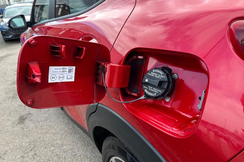 Used Kia Stonic 2019 for sale - 78067433: Photo 37