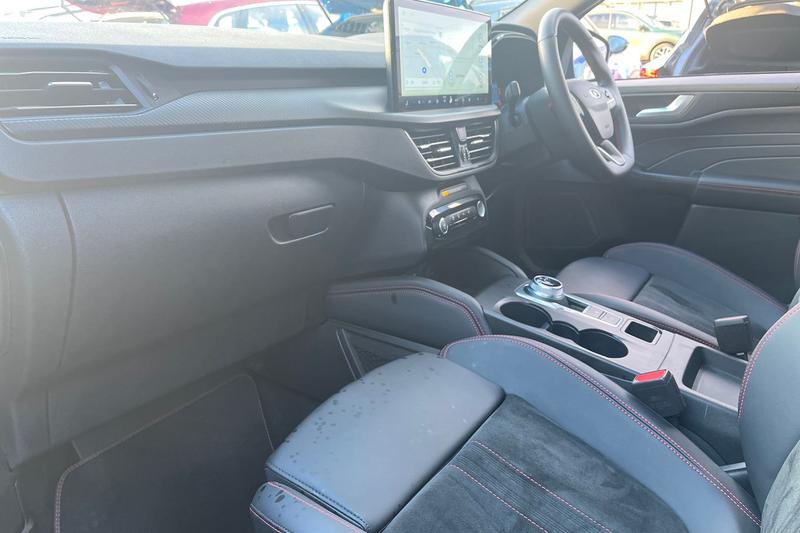 Used Ford Kuga 2025 for sale - 77186995: Photo 18