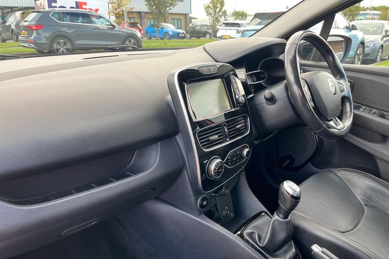 Used Renault Clio 2017 for sale - 75945248: Photo 18