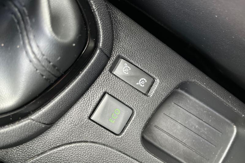 Used Renault Clio 2017 for sale - 75945248: Photo 32