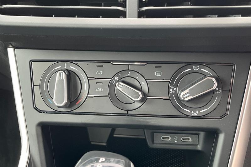 Used Volkswagen Polo 2024 for sale - 76277343: Photo 30