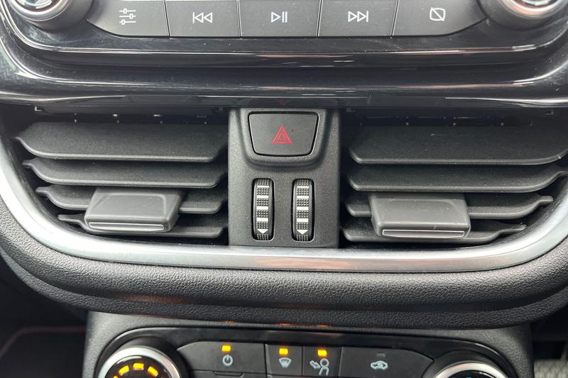 Used Ford Puma for sale - 77910432: Photo 31