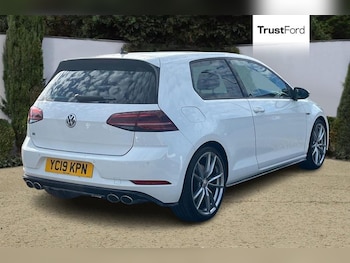 Used Volkswagen Golf 2019 for sale - 75730914: Photo