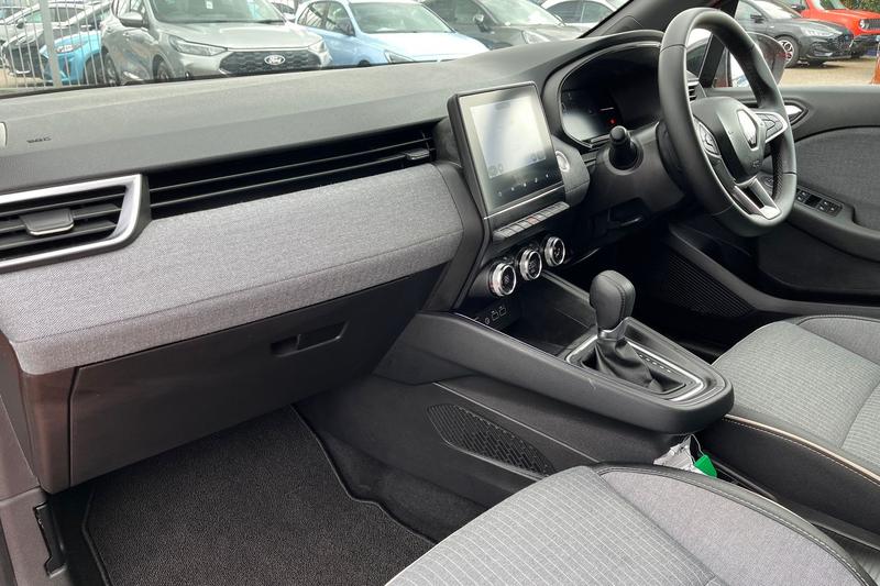 Used Renault Clio 2024 for sale - 78087929: Photo 18