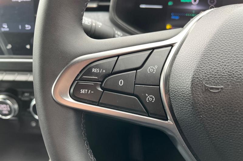 Used Renault Clio 2024 for sale - 78087929: Photo 23