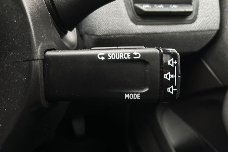 Used Renault Clio 2024 for sale - 78087929: Photo 25