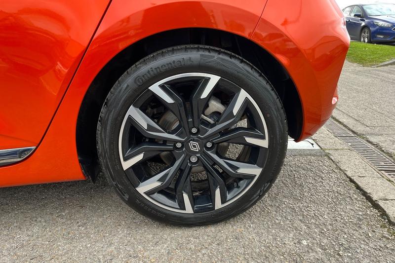 Used Renault Clio 2024 for sale - 78087929: Photo 38