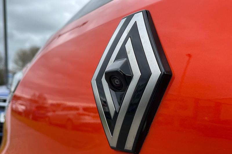 Used Renault Clio 2024 for sale - 78087929: Photo 39