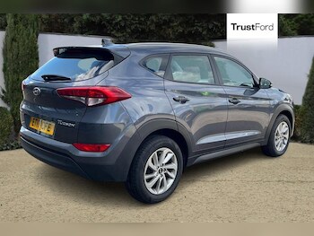 Used Hyundai TUCSON 2017 for sale - 76028096: Photo 4