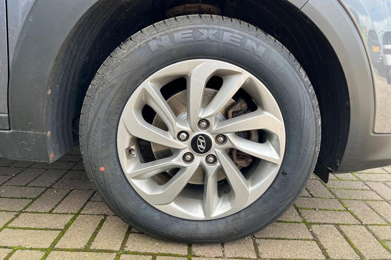 Used Hyundai TUCSON 2017 for sale - 76028096: Photo 8