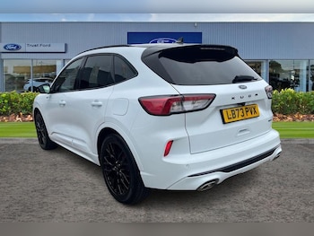 Used Ford Kuga 2023 for sale - 78240201: Photo