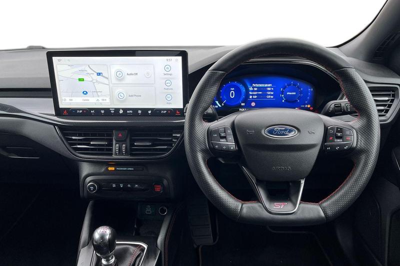 Used Ford Focus 2023 for sale - 76819226: Photo 11