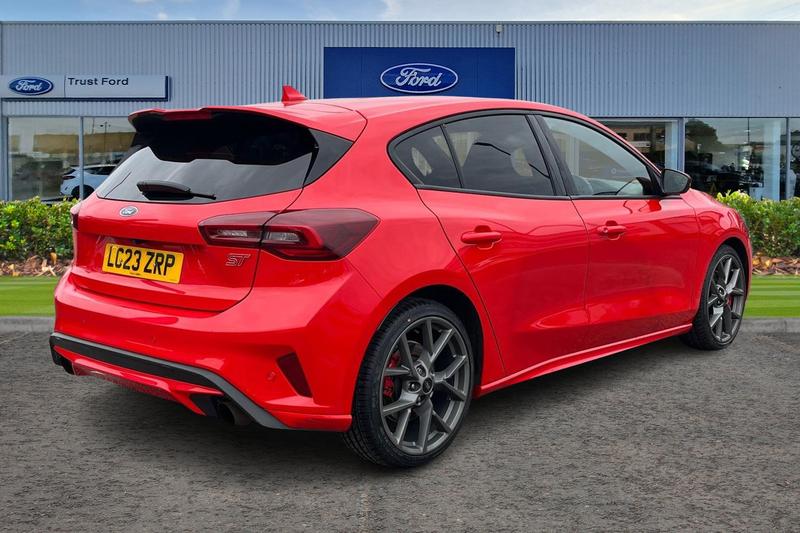 Used Ford Focus 2023 for sale - 76819226: Photo 4