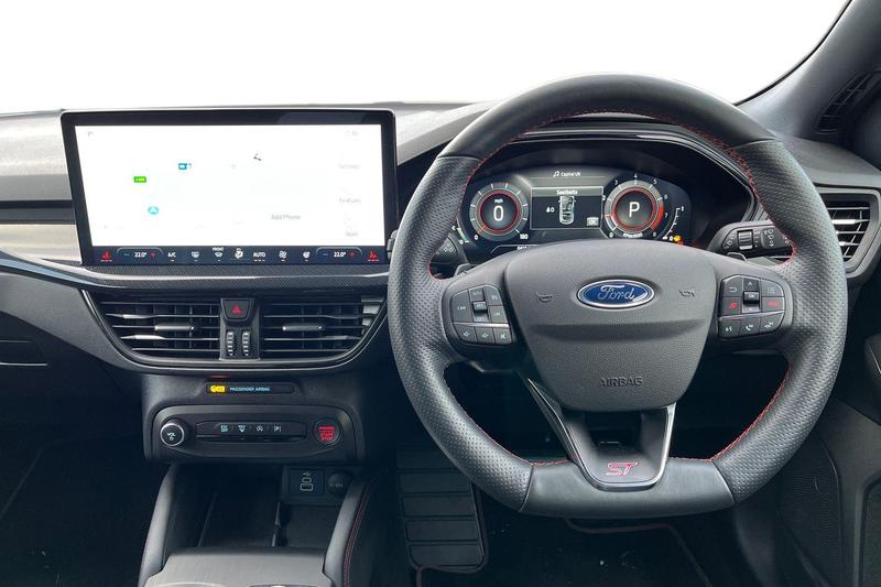 Used Ford Focus 2023 for sale - 76640955: Photo 11