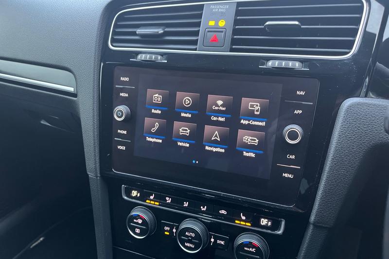 Used Volkswagen Golf 2020 for sale - 76966160: Photo 24