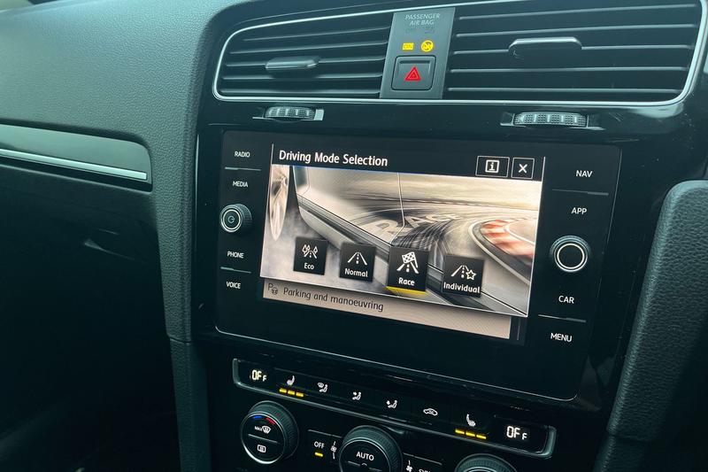 Used Volkswagen Golf 2020 for sale - 76966160: Photo 26